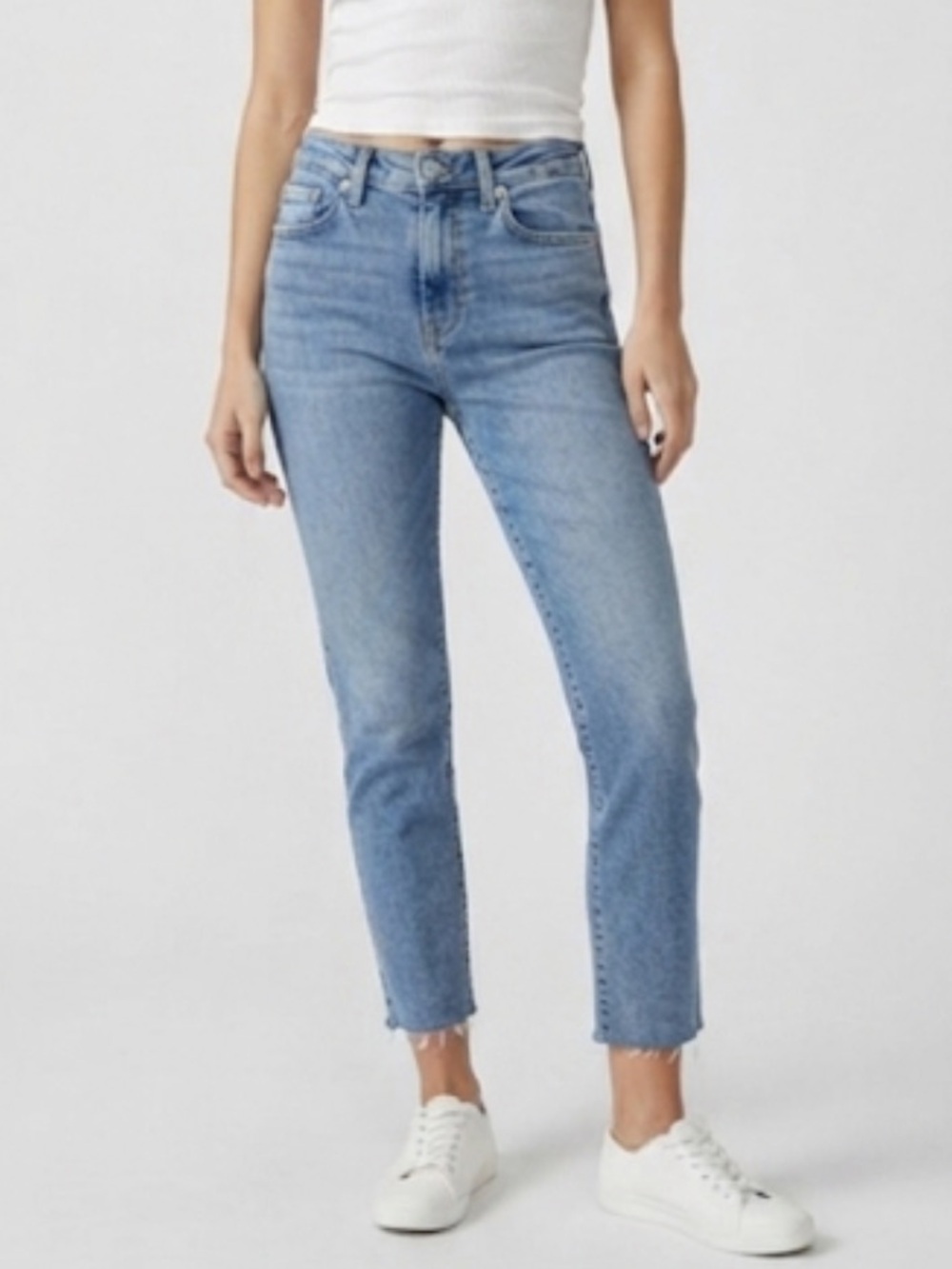 URBAN OUTFITTERS | BDG Girlfriend High Rise Cropped Jeans Raw Hem Size 24